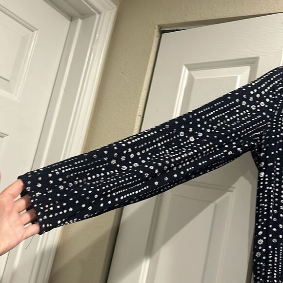 GAP Navy & White Long Sleeve Dress, Size Medium - Picture 4 of 12